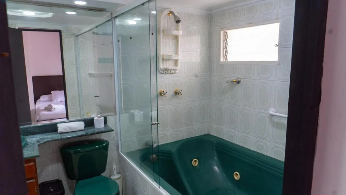 מדיין Apartamento Completo 5 Habitaciones Estadio Calazans קולומביה
