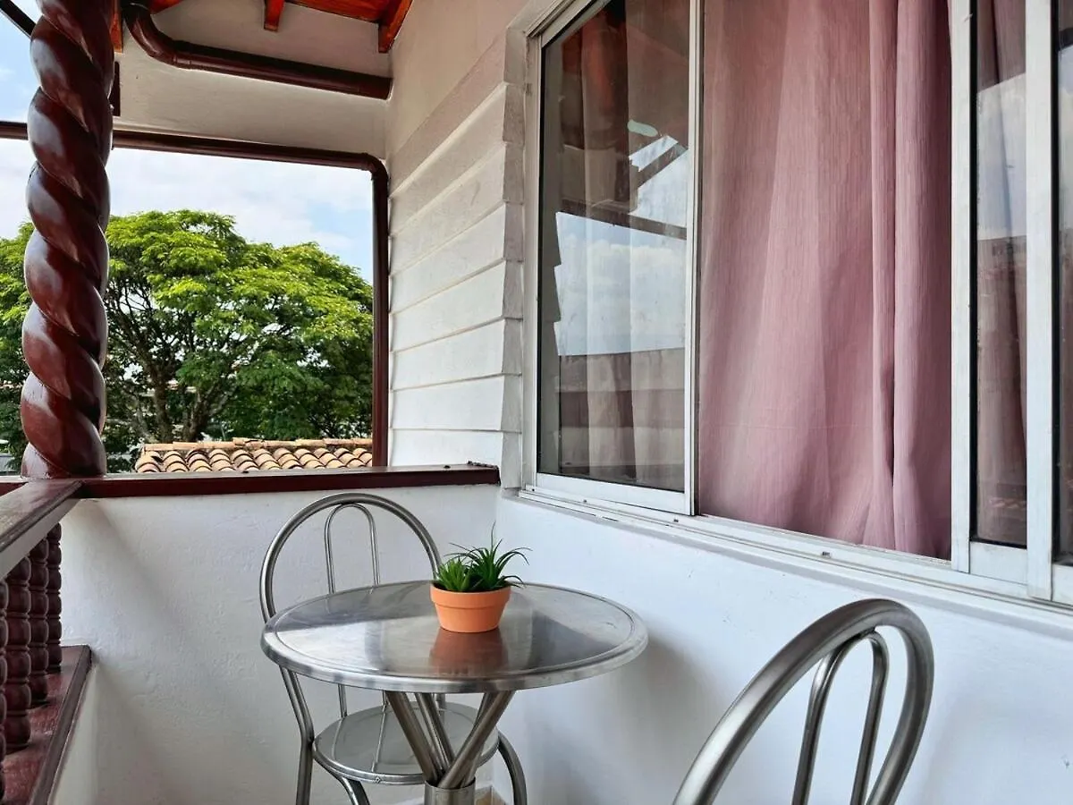 דירה מדיין Apartamento Completo 5 Habitaciones Estadio Calazans