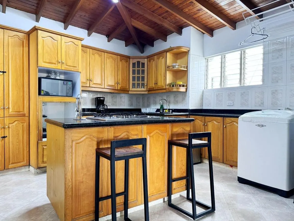 דירה מדיין Apartamento Completo 5 Habitaciones Estadio Calazans