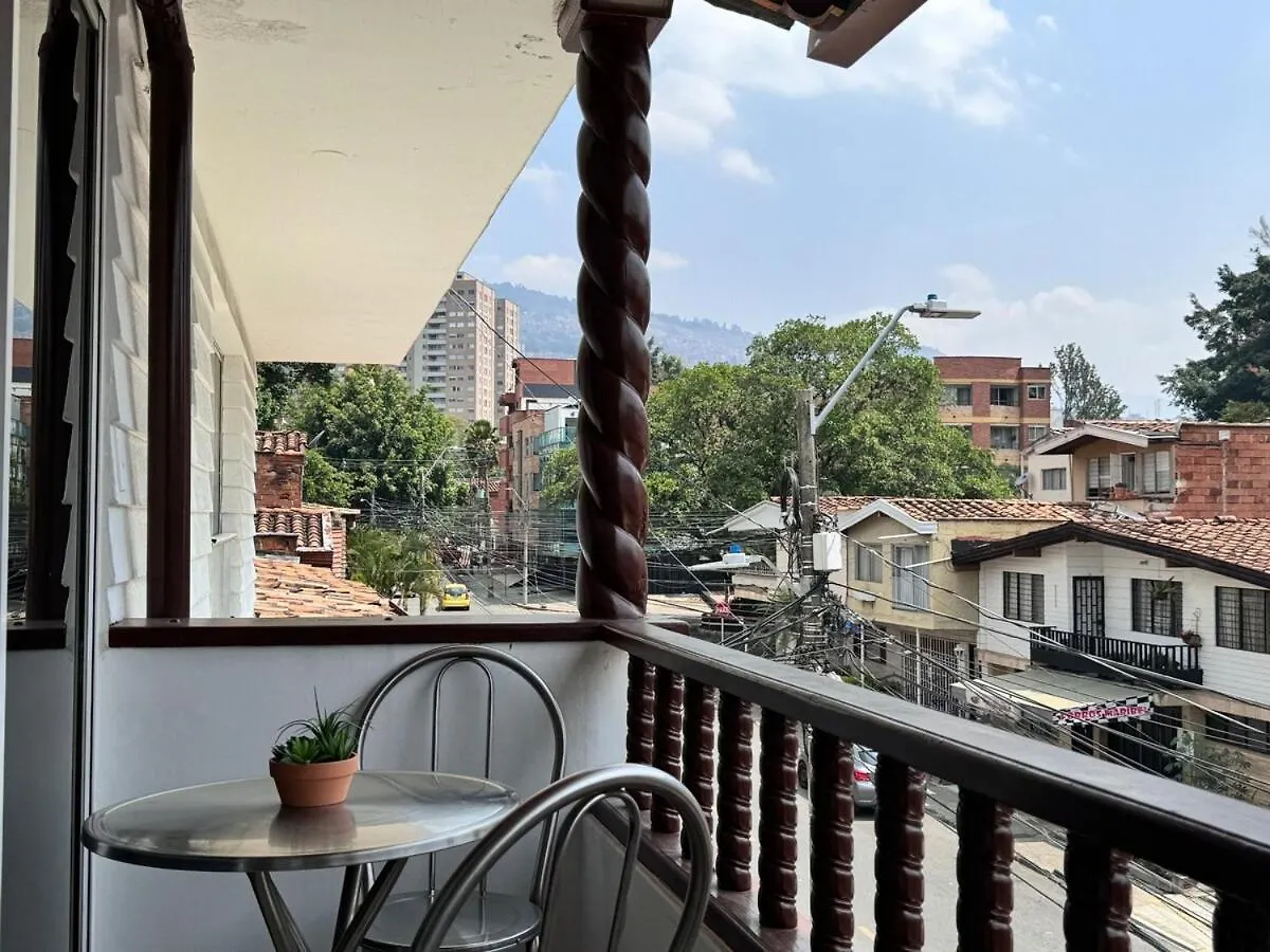 Apartamento Completo 5 Habitaciones Estadio Calazans 메딜린 콜롬비아
