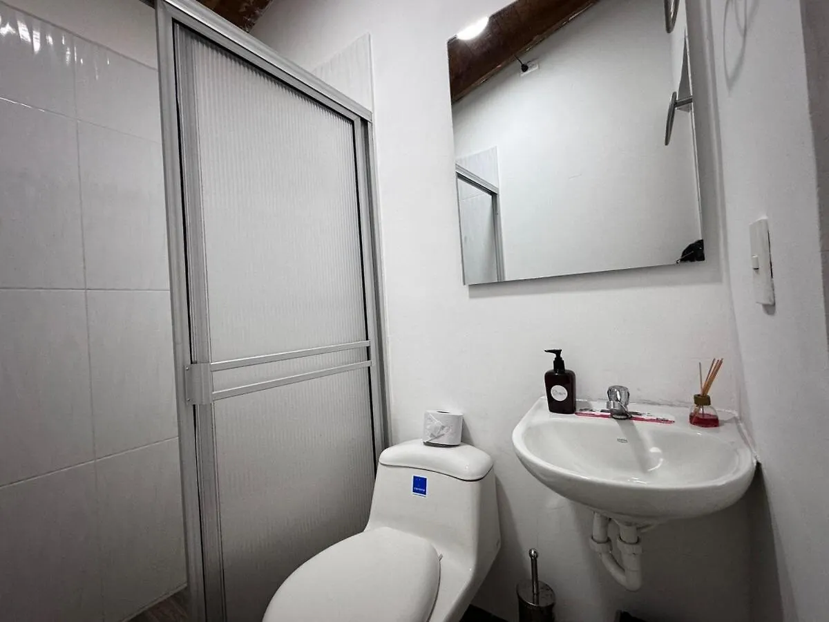 Apartamento Completo 5 Habitaciones Estadio Calazans 메딜린 0*,