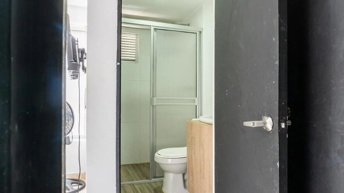 아파트 Apartamento Completo 5 Habitaciones Estadio Calazans 메딜린